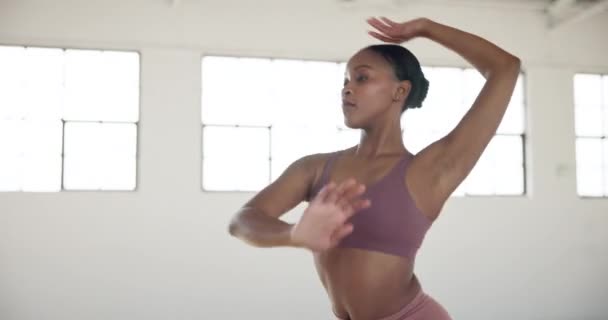 Baile Arte Mujer Negra Estudio Con Energía Para Practicar Música — Vídeos de Stock