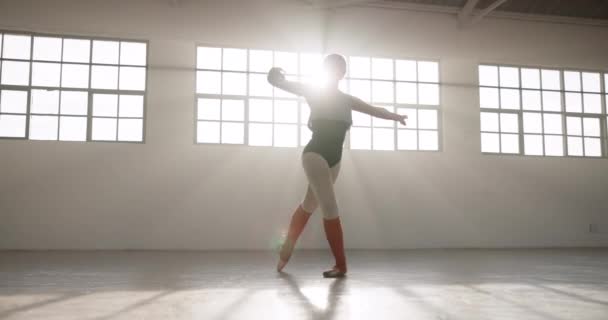 Tanec Balet Třída Ženou Ateliéru Pro Představení Divadlo Kreativní Akademii — Stock video