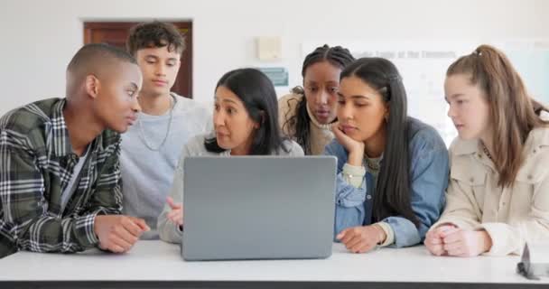Studenti Insegnanti Laptop Apprendimento Gruppo Insegnamento Istruzione Classe Scuola Università — Video Stock