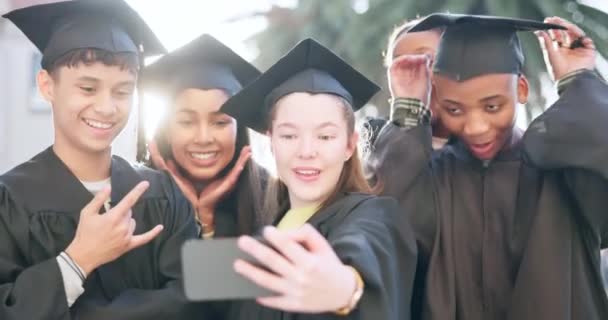 Graduação Estudante Universitário Amigos Selfie Feliz Para Sucesso Pós Graduação — Vídeo de Stock