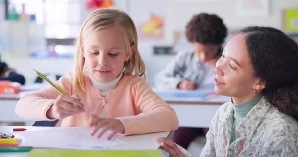 Teacher Girl Help Writing Classroom Book Education Motivation Mentor Learning — Stock Video