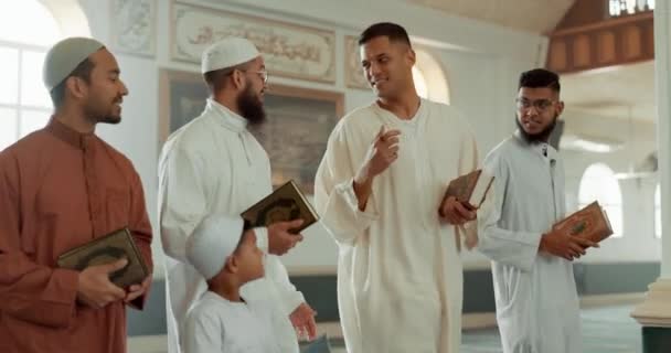 Islam Worship Men Mosque Prayer Child Mindfulness Faith Ramadan Peace — Stock Video