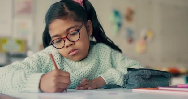 Szkoła Edukacja Dziewczyna Dziecko Pisanie Rysowanie Uczenie Się Sztuki Kolor — Wideo stockowe