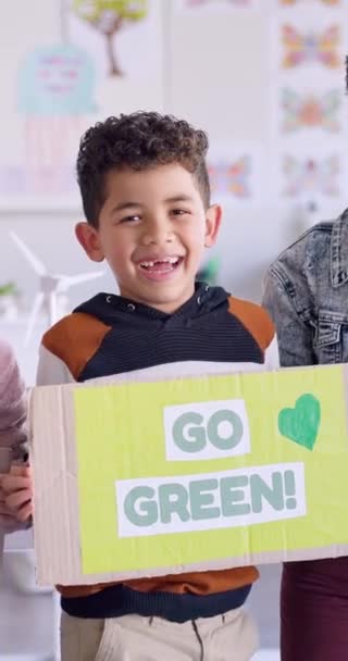 Poster Green Education Child Classroom Support Sustainability Earth Day Eco — Stock Video