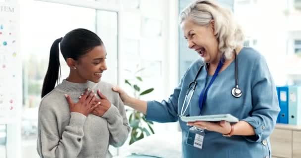 Médecin Principal Comprimé Patient Consultation Contrôle Rendez Vous Hôpital Clinique — Video