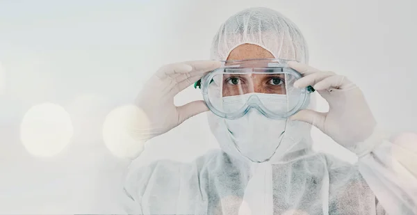 在医院或诊所的化验室工作人员及医护专业人员的个人及安全防护服护目镜 用病毒 药物和Bokeh进行清洁 细菌保护和面罩研究 — 图库照片