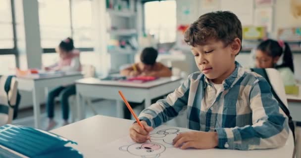 Kind Klassenzimmer Und Zeichnung Für Bildung Kreatives Lernen Und Kreativität — Stockvideo