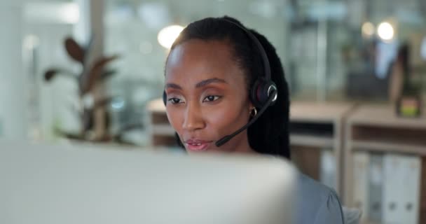 Call Center Kantoor Zakelijke Vrouw Consulting Nachts Voor Crm Contact — Stockvideo