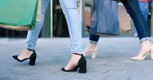 Женщина Ноги Ходить Сумкой Дороге Сан Франциско Дизайнерской Одежды Модной — стоковое видео
