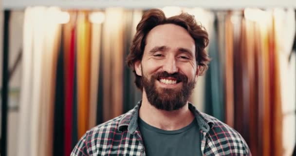 Kain Butik Dan Wajah Manusia Bengkel Untuk Tekstil Bahan Dan — Stok Video