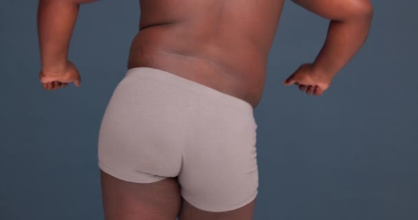 Hombres gordos en boxer hotsell