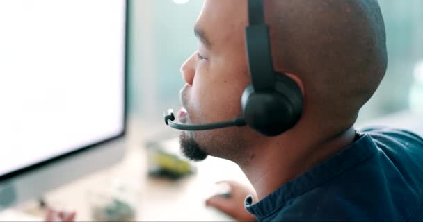 Centro Llamadas Hablar Hombre Ordenador Comunicación Hablar Servicio Atención Cliente — Vídeos de Stock