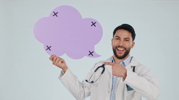 Mężczyzna Lekarz Bańka Mowy Plakat Prezentacja Lub Czat Opieki Zdrowotnej — Wideo stockowe
