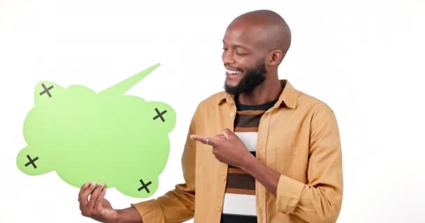 Hombre Negro Feliz Burbuja Del Habla Señalando Las Redes Sociales — Vídeo de stock