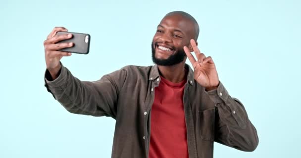 Peace Sign Man Selfie Social Media Mockup Video Call Gesture — Stock Video