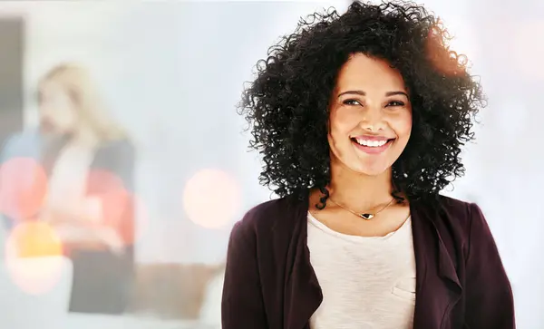 Rostro Retrato Mujer Administración Con Sonrisa Por Oportunidad Trabajo Valores —  Fotos de Stock