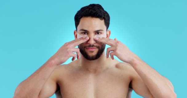 Face Eye Mask Skincare Man Studio Isolated Blue Background Portrait — Stock Video