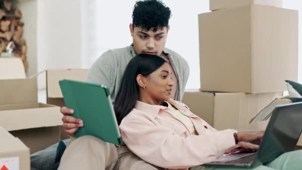 Couple Tablet Laptop Real Estate Planning New Home Moving Boxes — Stock Video