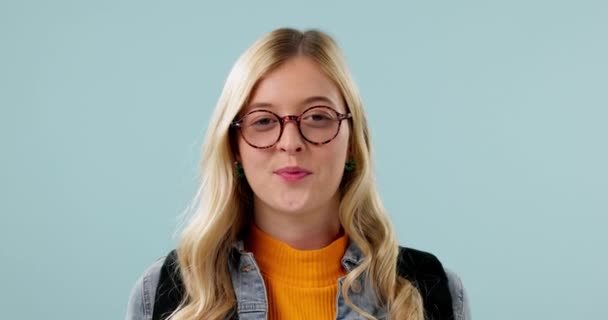 Brille Gesicht Und Sehvermögen Frauen Und Augenpflege Rahmen Und Verschreibungspflichtige — Stockvideo