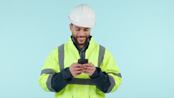 Engineering Bouwvakker Telefoon Voor Communicatie Projectmanagement Contract Planning Smartphone Man — Stockvideo