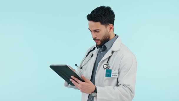 Tableta Zdravotní Péče Lékař Pro Line Poradenství Výzkum Nebo Chirurgické — Stock video