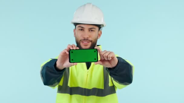 Bauarbeiter Grüner Bildschirm Und Showtelefon Studio App Promo Und Gesicht — Stockvideo