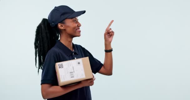 Box Happiness Black Woman Point Delivery Information Mockup Studio Space — Stock Video