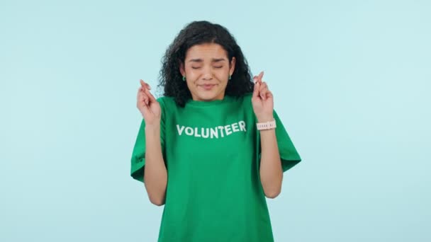 Voluntariado Dedos Cruzados Retrato Una Mujer Estudio Para Deseo Esperanza — Vídeos de Stock
