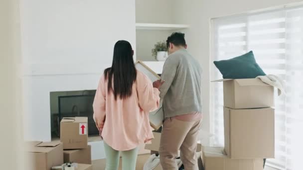 Art Décoration Couple Dans Une Maison Neuve Emménager Avec Des — Video