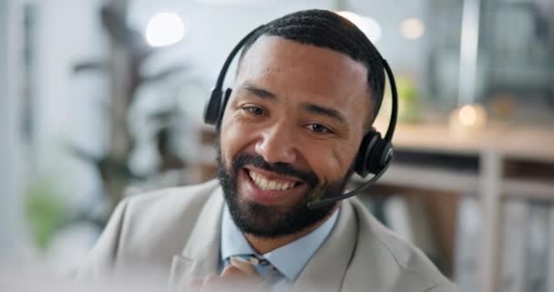 Счастливый Бизнесмен Лицо Консультации Колл Центре Обслуживание Клиентов Помощь Офисе — стоковое видео