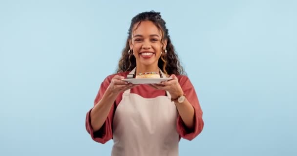 Donut Bakker Vrouw Gezicht Met Een Glimlach Blij Van Kleine — Stockvideo
