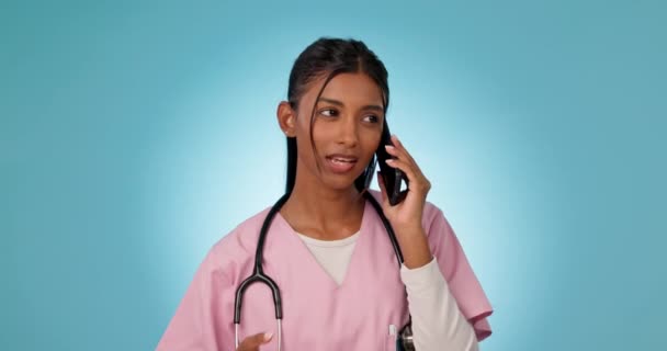 Woman Doctor Phone Call Telehealth Consulting Customer Service Studio Background — Stock Video