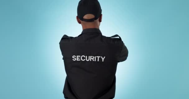 Säkerhetsvakt Ateljé Och Back Person För Skyddsservice Säkerhetspersonal Eller Brottsbekämpning — Stockvideo