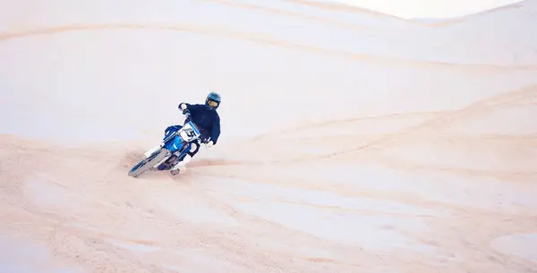 Motorkerékpár Sivatag Ember Képzés Sport Kaland Vagy Utazás Szabadtéri Motorkerékpár — Stock Fotó