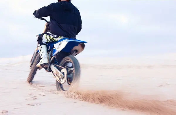 Desert Dust Driver Driving Motorcycle Action Adventure Fitness Performance Adrenaline — Stock Photo, Image