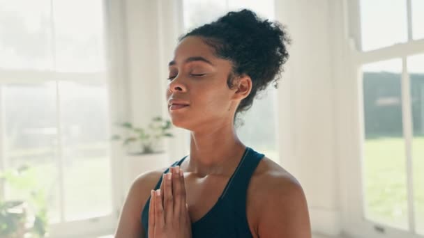 Tvář Jóga Dech Ženy Pro Meditaci Detailně Domě Během Fitness — Stock video
