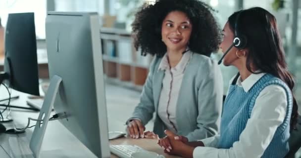 Affärskvinnor Teamwork Och Call Center Support Rådgivning Och Feedback För — Stockvideo
