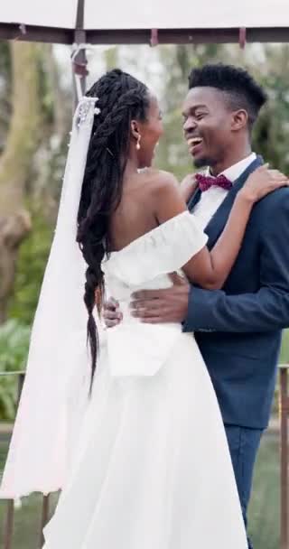 Kültéri Tánc Fekete Pár Házasság Esküvő Boldogság Elkötelezettség Esemény Ünneplés — Stock videók