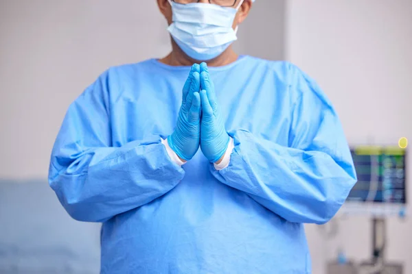 Médico Orando Manos Con Atención Médica Cirugía Buscar Guía Dios —  Fotos de Stock