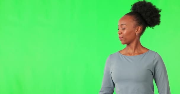 Fitness Femeie Fericită Neagră Ecranul Verde Ridicare Greutății Pentru Antrenament — Videoclip de stoc
