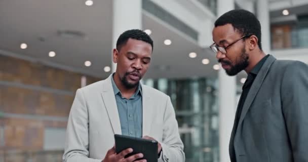 Şirket Tableti Tartışma Siyah Insanlar Araştırma Verileri Hesapları Yönetimi Veya — Stok video
