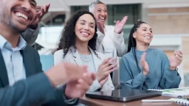 Potlesk Šťastní Podnikatelé Týmová Oslava Úspěchu Vítězství Propagace Bonus Nebo — Stock video