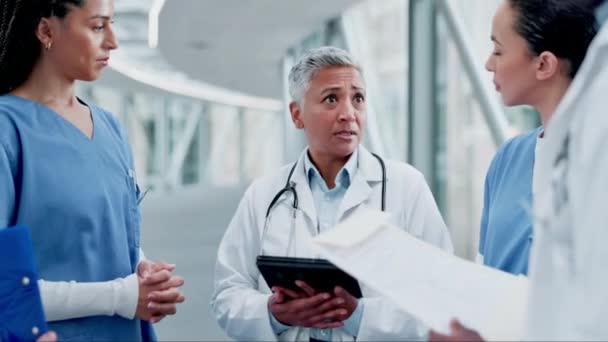 Artsen Verpleegkundigen Mensen Voor Teamwork Planning Spreken Workflow Gezondheidszorg Ziekenhuismanagement — Stockvideo