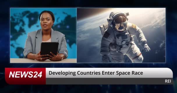 女记者和宇航员在太空 电视演播室和发展中国家的星际旅行 用于探索大气层 月球和行星的非洲主讲人脸 石碑和信息 — 图库视频影像