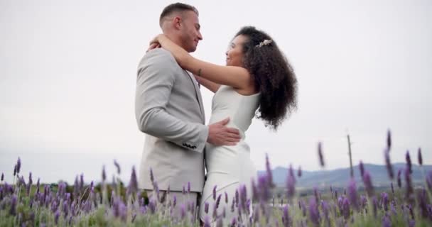 Casamento Dança Casal Jardim Com Amor Celebração Animado Para Futuro — Vídeo de Stock