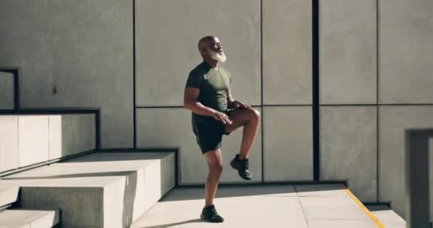 Černoch Městě Pro Fitness Tělo Zahřát Svalové Cvičení Pro Ranní — Stock video