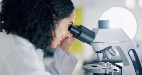현미경 실험을 돌파구 Dna 시험을 표본을 검사하십시오 실험실 데이터 과학을 — 비디오