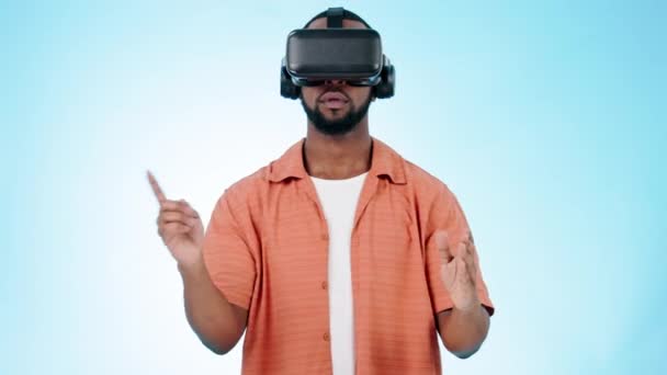 Man Virtual Reality Bril Handen Studio Voor Gebruikerservaring Systeemtest Esport — Stockvideo