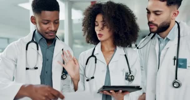 Belgeler Takım Doktorları Tıp Çalışmaları Araştırma Veya Sağlık Hizmetleri Sonuçları — Stok video