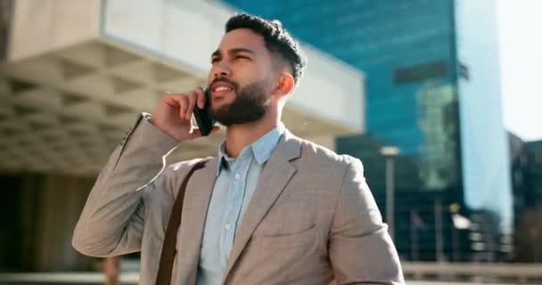 Városi Telefonos Üzletember Idővel Vagy Ellenőrizze Órarendet Munkalehetőséget Utazási Kommunikációt — Stock videók